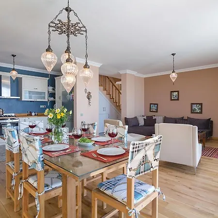 Islamlar Sleeps 8 Air Con Wifi T693962 * Islamlar (Aegean)