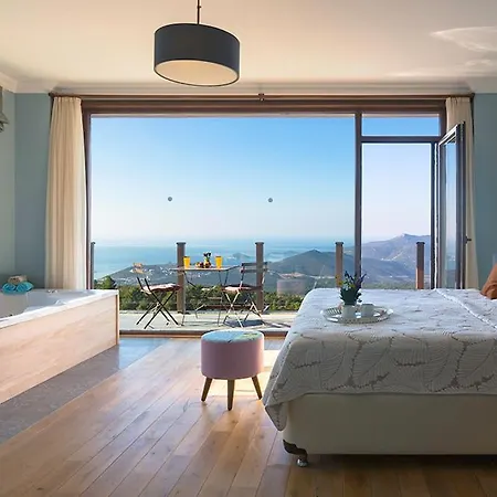 Islamlar Sleeps 8 Air Con Wifi T693962 Villa